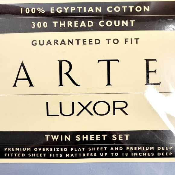 Martex Luxor Twin Sheet Set 100% Egyptian Cotton 300 Thread Count Shadow Blue - Picture 3 of 5